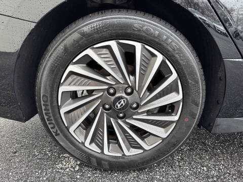 2025 Hyundai Sonata Hybrid Limited