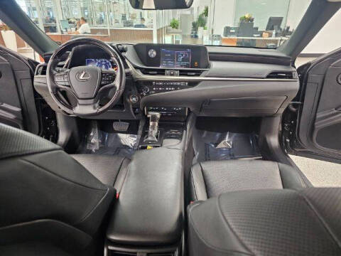 2019 Lexus ES 350 Luxury