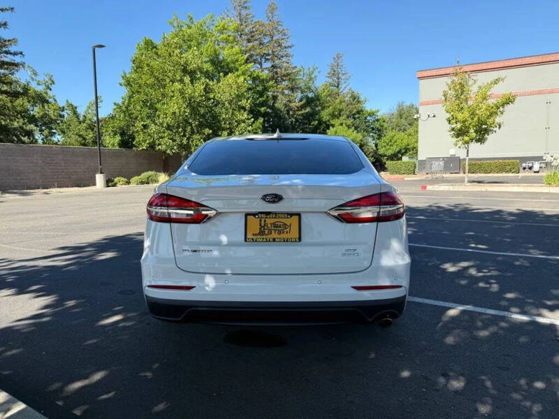 2020 Ford Fusion SE