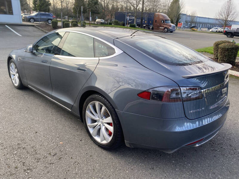 2014 Tesla Model S P85