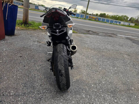 2025 Kawasaki EX 500 Ninja