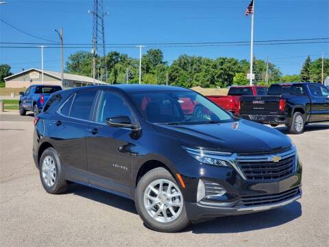 2022 Chevrolet Equinox for sale at Betten Baker Preowned Center in Twin Lake MI