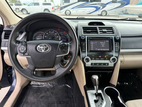 2014 Toyota Camry LE