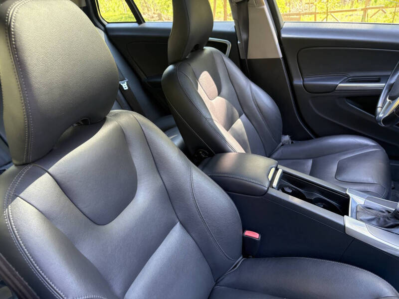 2015 Volvo V60 T5 Premier
