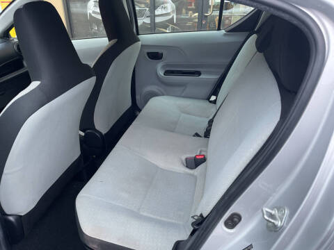 2012 Toyota Prius c Four