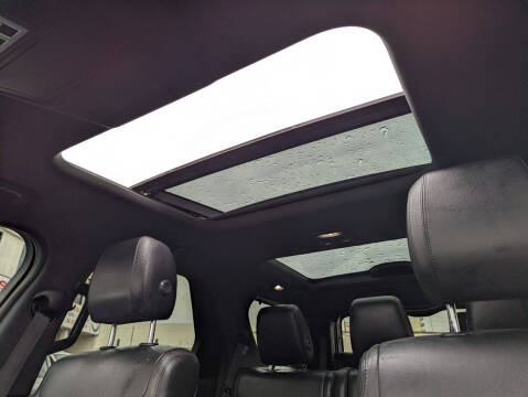 2017 Land Rover Discovery SE