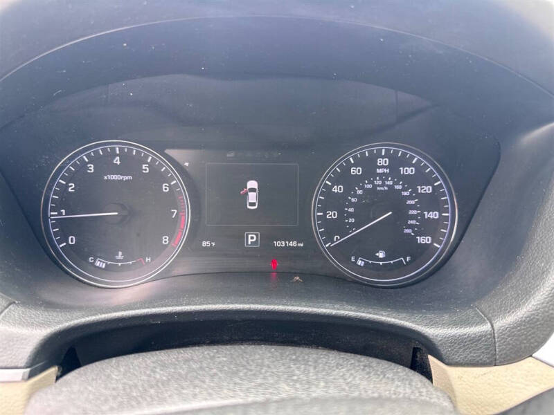 2016 Hyundai Genesis