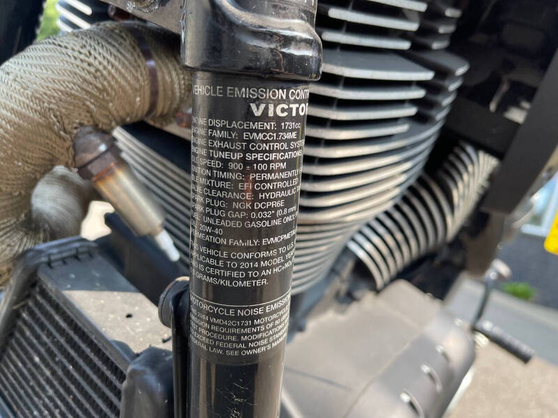 2014 Victory Vegas 8-Ball