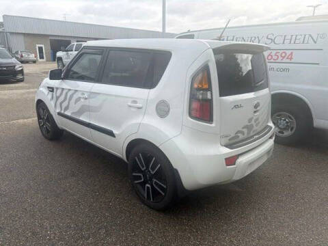 2011 Kia Soul +