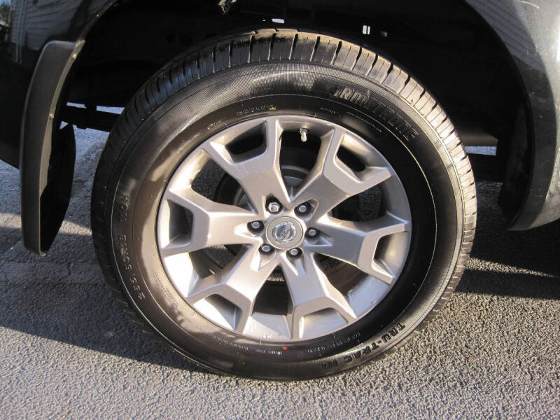 2019 Nissan Frontier SL