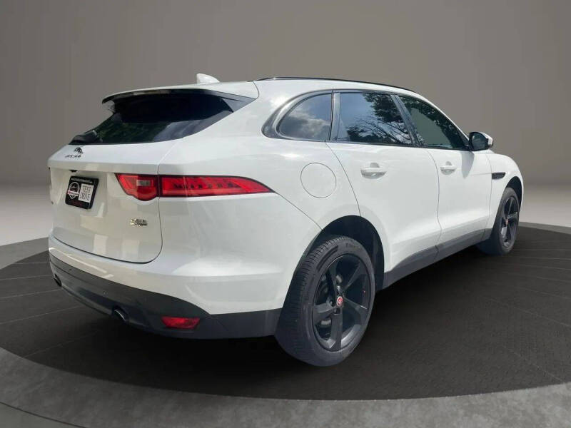 2019 Jaguar F-PACE 25t Premium