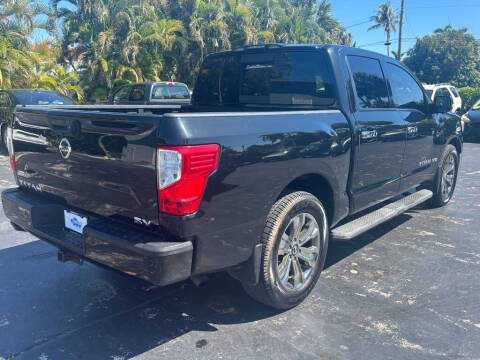 2019 Nissan Titan Platinum Reserve