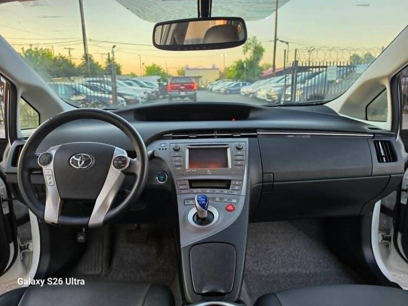 2013 Toyota Prius Four