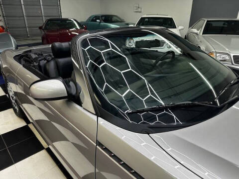 2004 Ford Thunderbird Deluxe