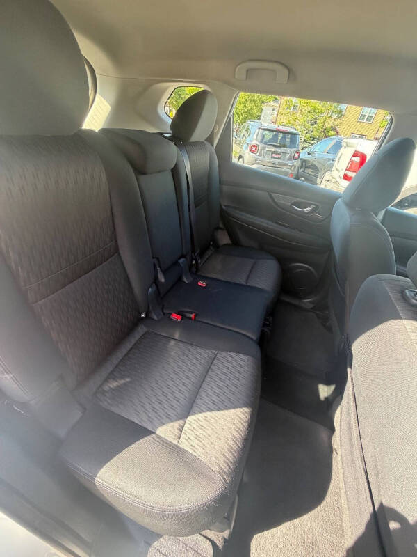 2018 Nissan Rogue S