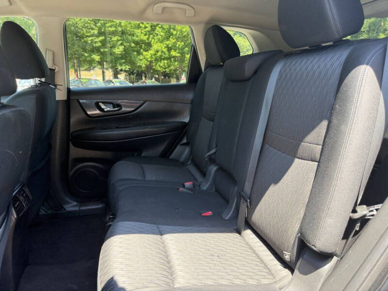 2018 Nissan Rogue SV