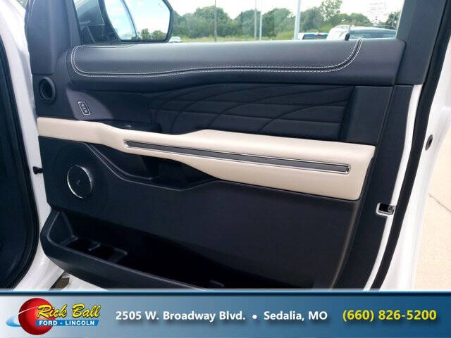 2022 Ford Expedition MAX Platinum