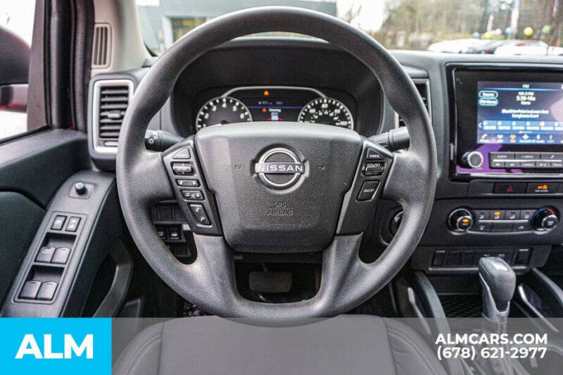 2022 Nissan Frontier SV
