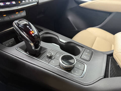 2024 Cadillac XT4 Luxury