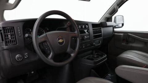 2023 Chevrolet Express 2500