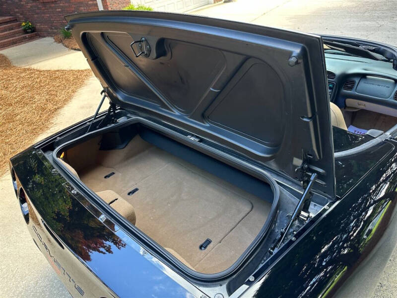 2004 Chevrolet Corvette