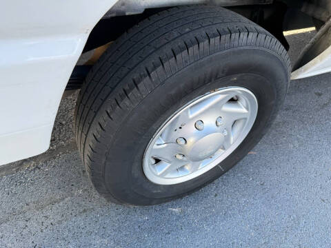2014 Ford E-Series E-250