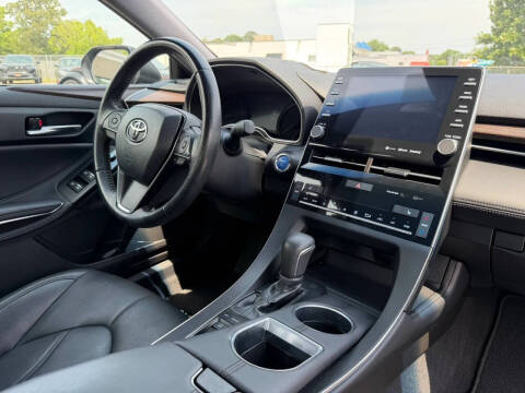 2019 Toyota Avalon Hybrid