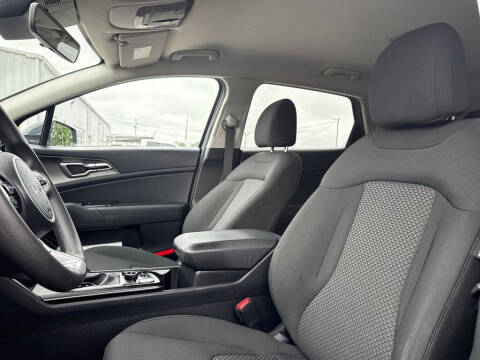 2025 Kia Sportage LX