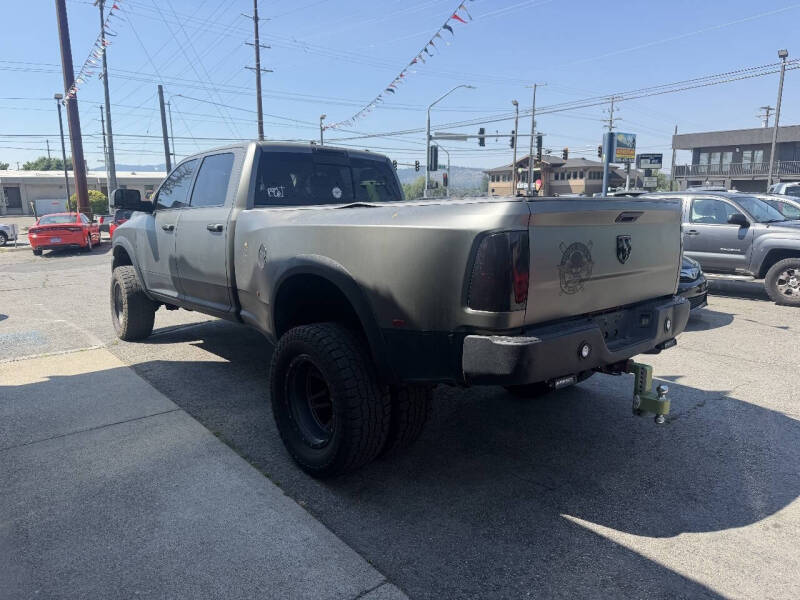 2012 RAM 3500 Laramie