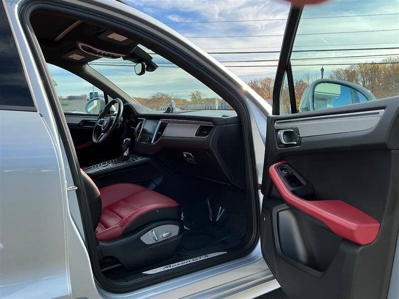 2017 Porsche Macan GTS