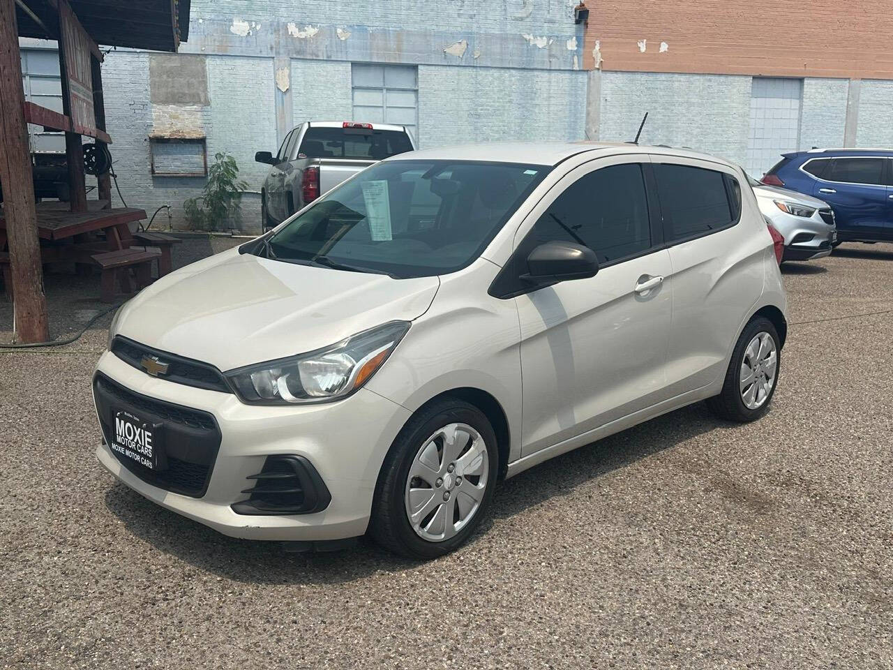 Off White 2017 Chevrolet Spark LS CVT LS CVT 4dr Hatchback 1