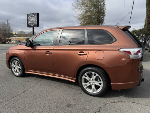 2014 Mitsubishi Outlander SE