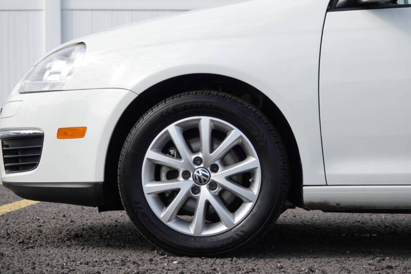 2010 Volkswagen Jetta Limited Edition PZEV