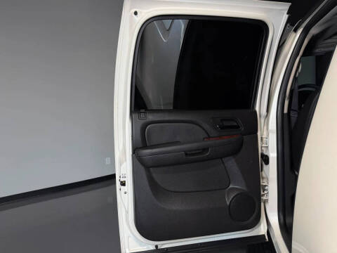 2013 Chevrolet Avalanche LTZ Black Diamond