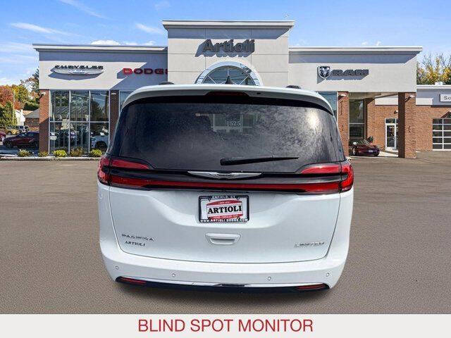 2023 Chrysler Pacifica Limited