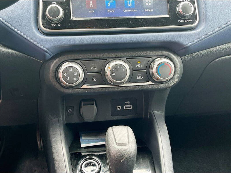 2024 Nissan Versa SV