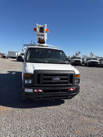 2011 Ford E-Series E-350 SD