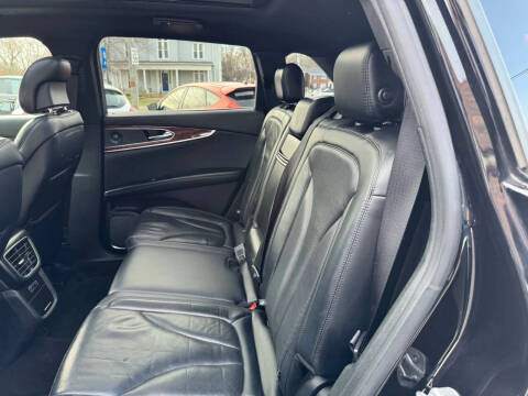 2019 Lincoln Nautilus Reserve