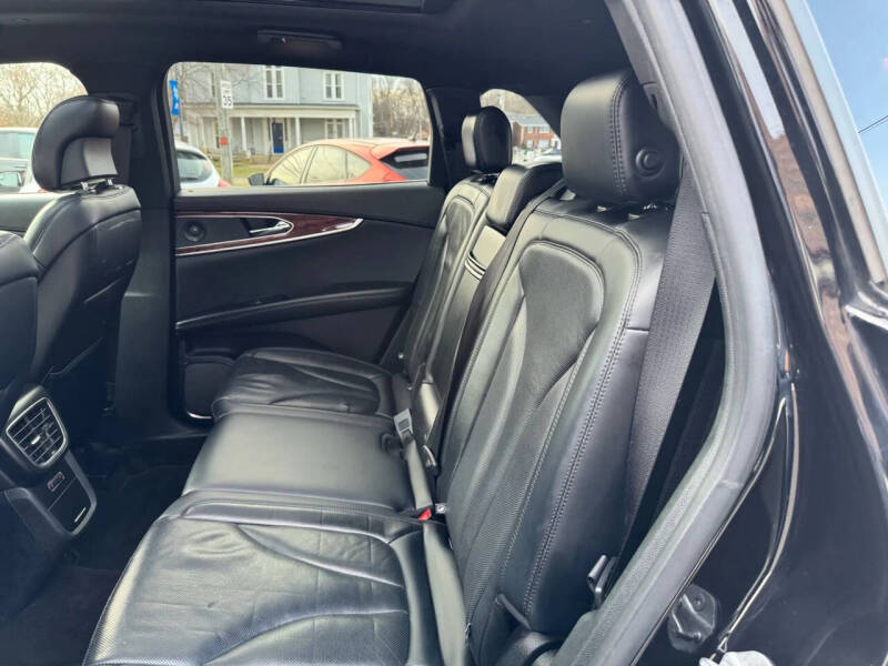 2019 Lincoln Nautilus Reserve