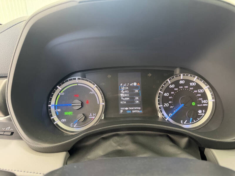 2022 Toyota Highlander Hybrid LE