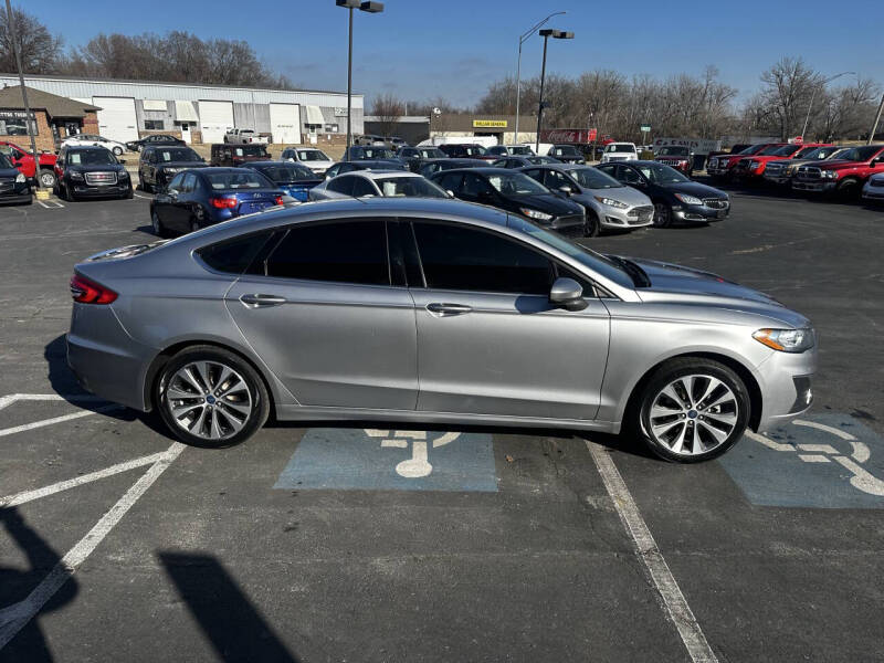 2020 Ford Fusion SE