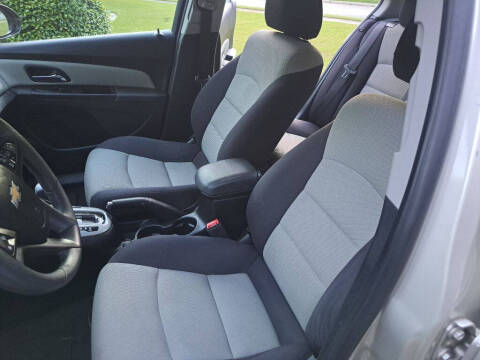 2013 Chevrolet Cruze LS Auto