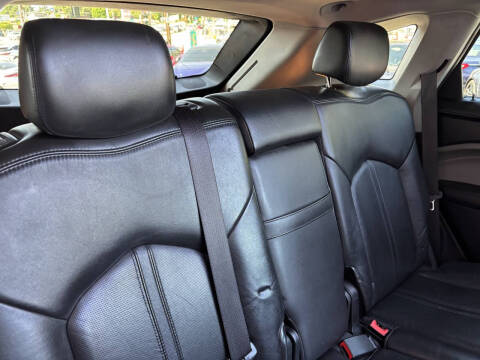 2011 Cadillac SRX Luxury Collection
