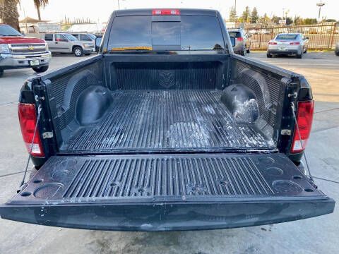 2013 RAM 1500 SLT