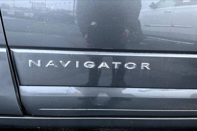 2017 Lincoln Navigator L Select