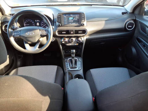 2020 Hyundai Kona SEL Plus