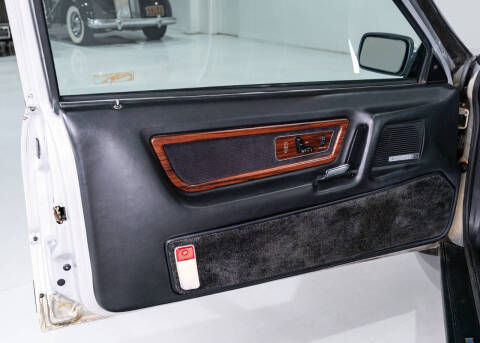 1990 Lincoln Mark VII Bill Blass