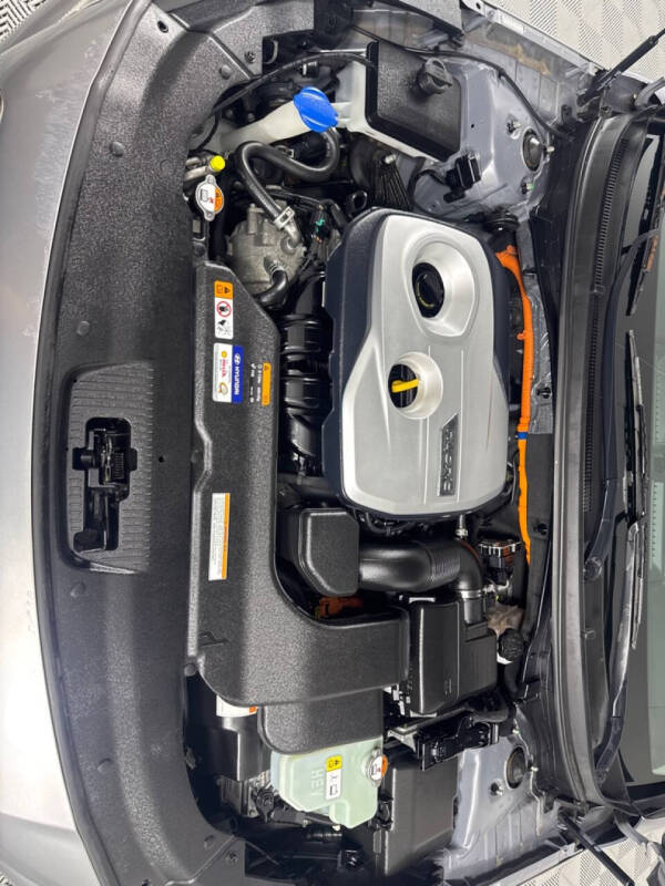 2016 Hyundai Sonata Hybrid SE