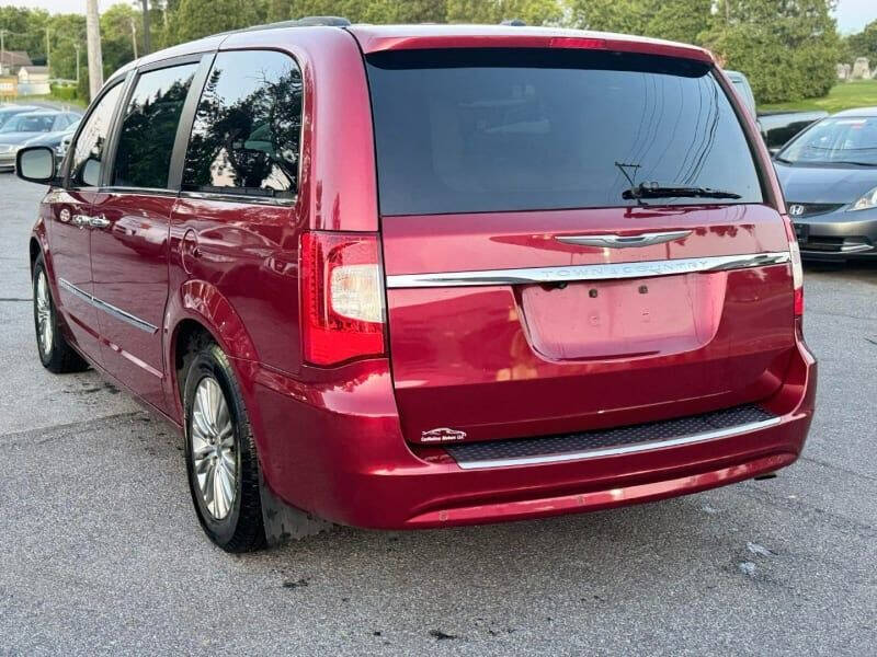 2013 Chrysler Town and Country for sale at Sams Auto Repair & Sales LLC in Harrisburg, PA