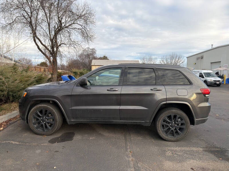 2018 Jeep Grand Cherokee Altitude